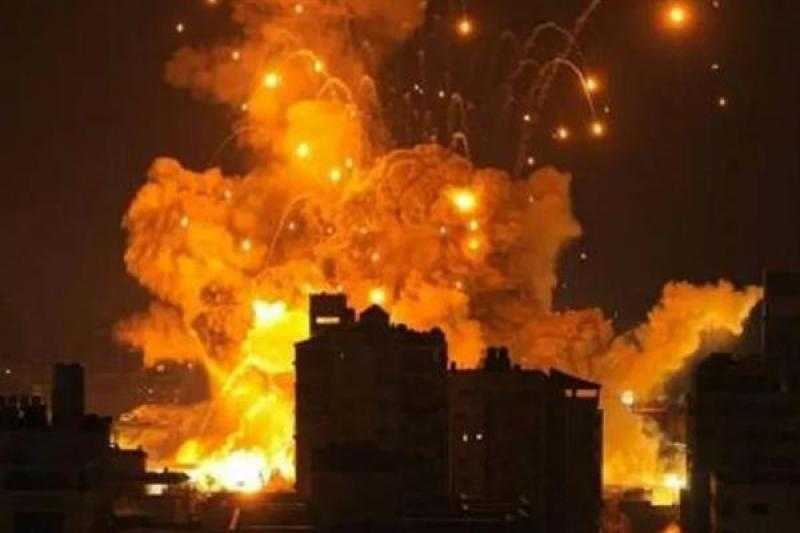 غزة نحو كارثة صحية .. طواقم الإسعاف في مرمى النيران والمستشفيات خارج الخدمة قريبا