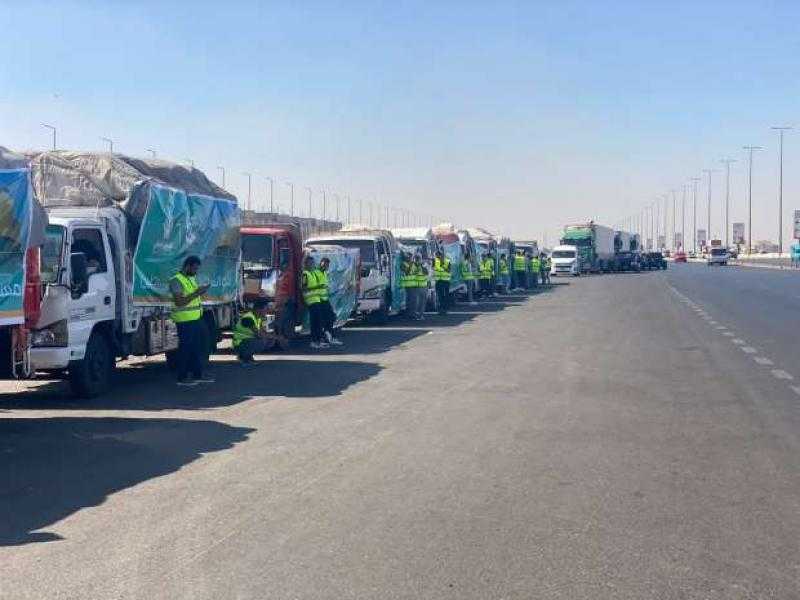بتوجيهات رئاسية.. التحالف الوطني يرسل قافلة مساعدات ضخمة لقطاع غزة