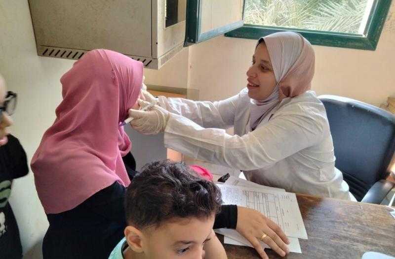 صحة دمياط تنظم قافلة طبية في عزبة 8 بمركز كفر سعد