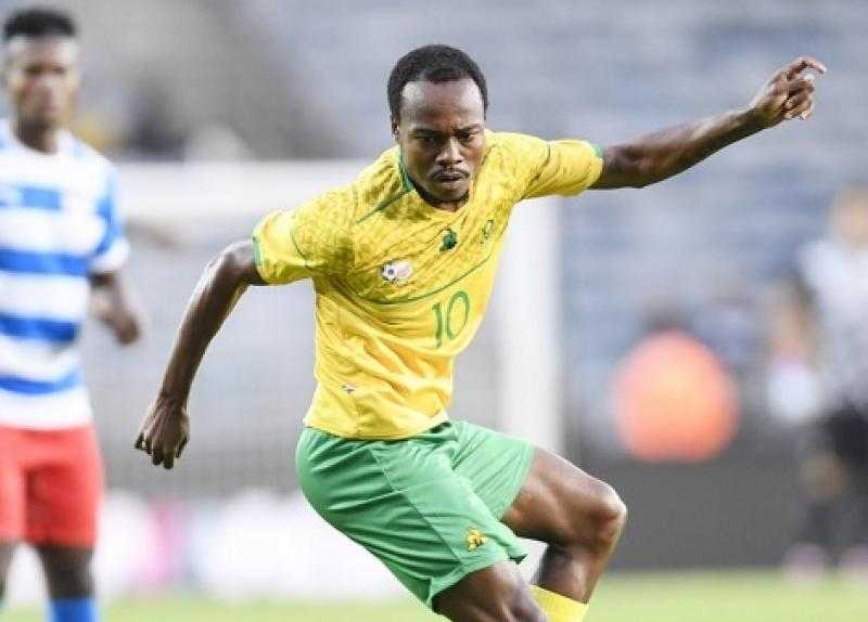 جنوب إفريقيا تكشف تفاصيل غياب بيرسي تاو عن معسكر المنتخب