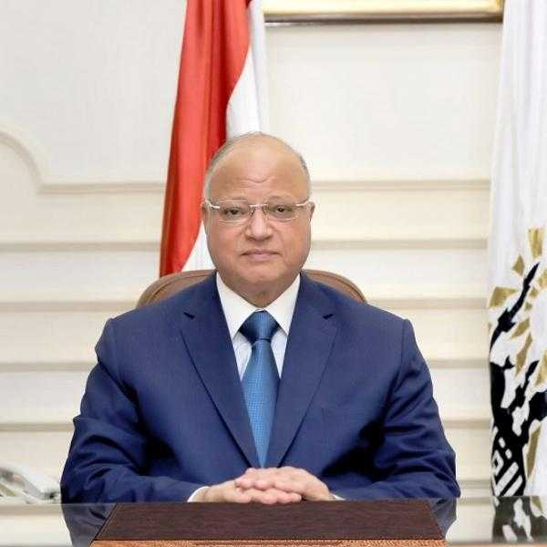 محافظ القاهرة يشدد على الأجهزة التنفيذية بمراقبة التزام المحال بخفض أسعار السلع