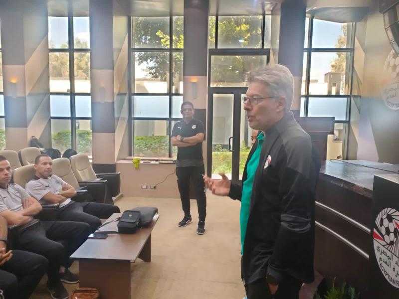 بيريرا يجتمع بحكام دوري القسم الثاني