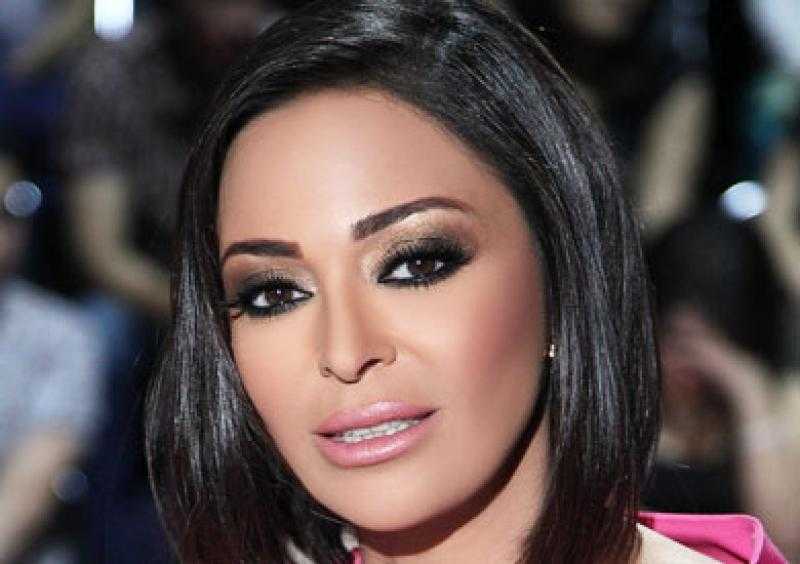 داليا البحيري: أشعر بالاكتئاب مثل جميع المصريين المهمومين بالقضية الفلسطينية