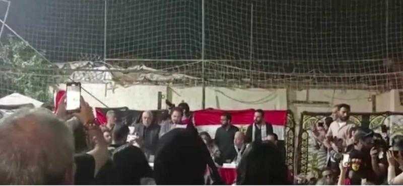 محمد رياض: ”قلوبنا مع إخواتنا في فلسطين”