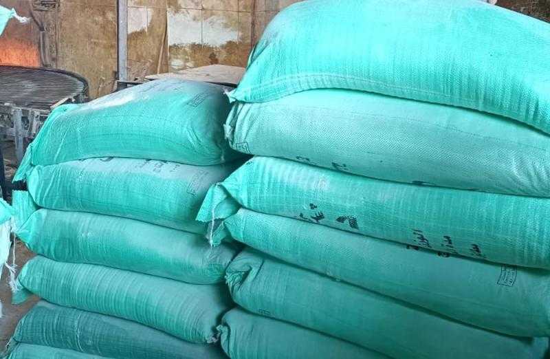 ضبط أصحاب مخابز استولوا على 45 جوال دقيق مدعم في البحيرة