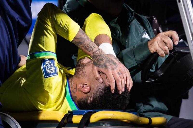 الفيفا يعوض الهلال ماديا بعد إصابة نيمار الدولية