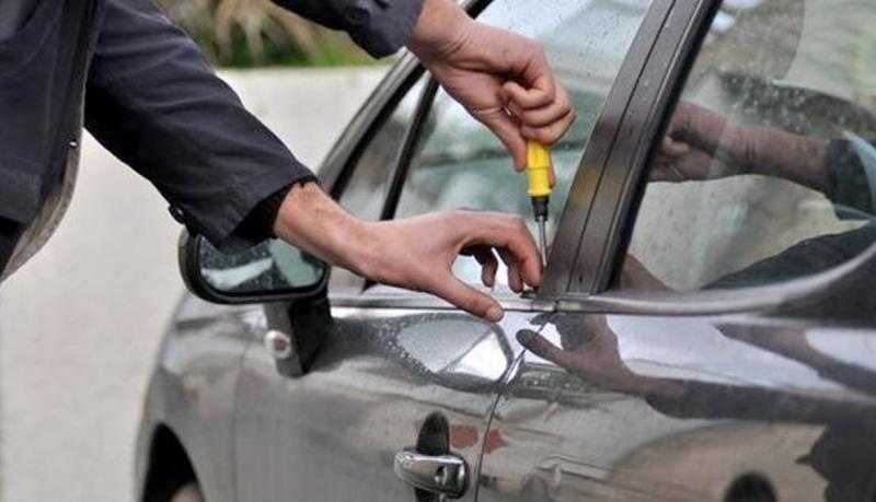 ضبط تشكيل عصابي تخصص في سرقة السيارات بالسلام