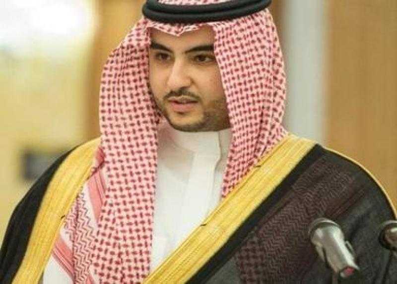 وزيرا دفاع السعودية وفرنسا يستعرضان التنسيق لتهدئة الأوضاع في المنطقة