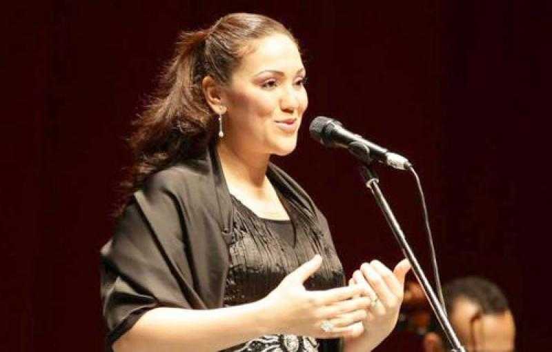 مى فاروق تقرر إلغاء جميع حفلاتها تضامنا مع فلسطين