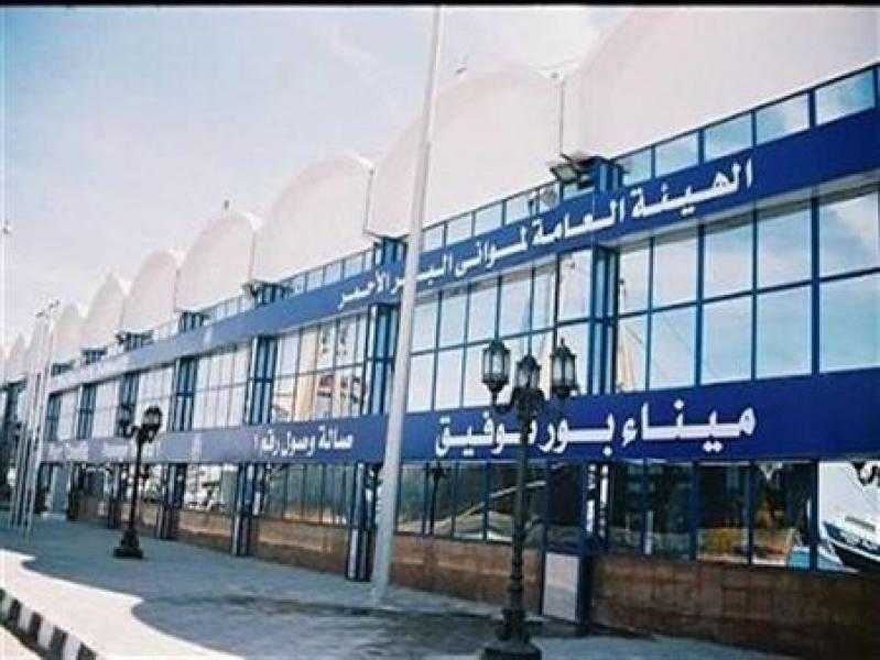 ميناء بورتوفيق يستقبل 5000 طن بروبلين من الإمارات