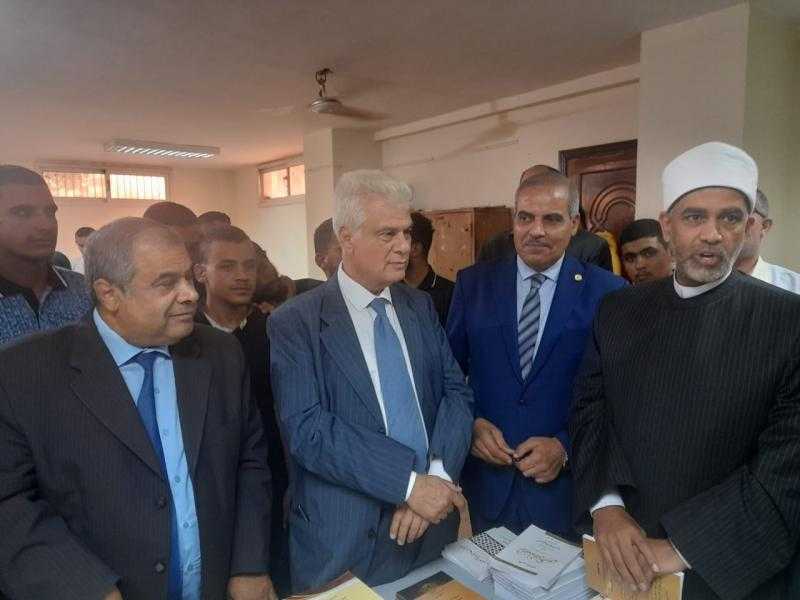 ضمن المبادرة الرئاسية: زراعة 145 نبتة في شوارع المنتزه ثان بالإسكندرية