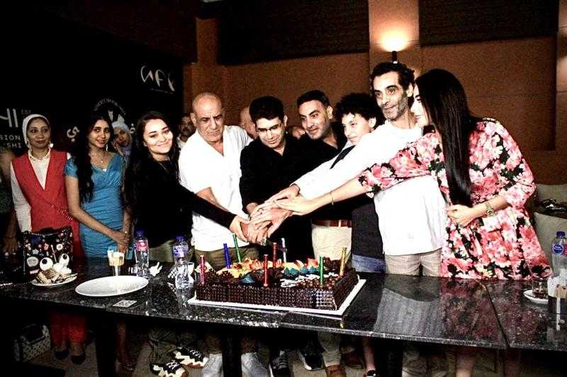 احتفال أبطال مسلسل «شمال إجباري» ببدء التصوير | صور