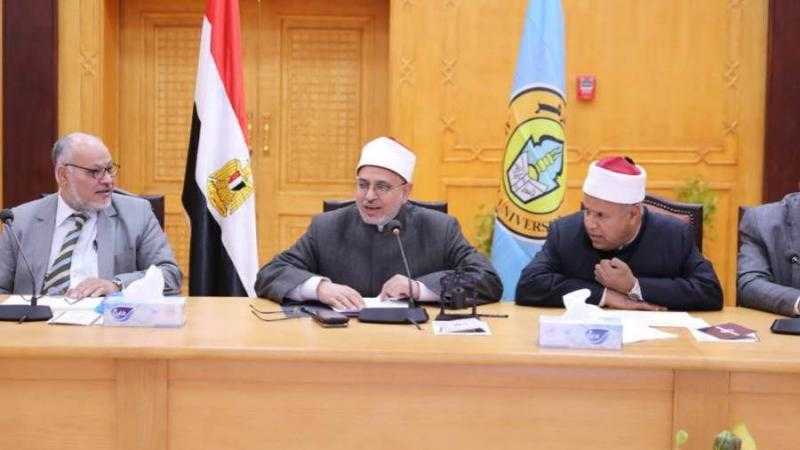 مجلس جامعة الأزهر يؤكد دعمه الكامل لجهود القيادة السياسية في دعم الأشقاء بفلسطين