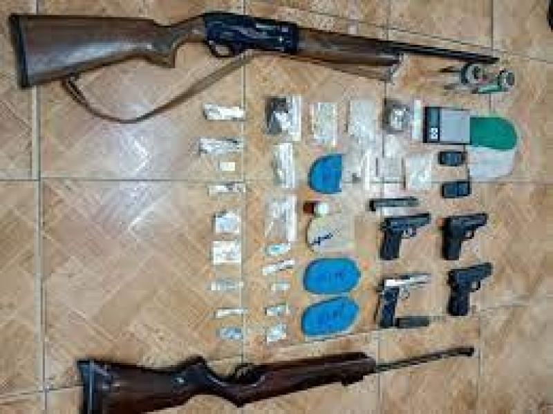 ضبط 4 قضايا ”اتجار” فى المواد المخدرة والأسلحة النارية خلال حملة أمنية بدمياط