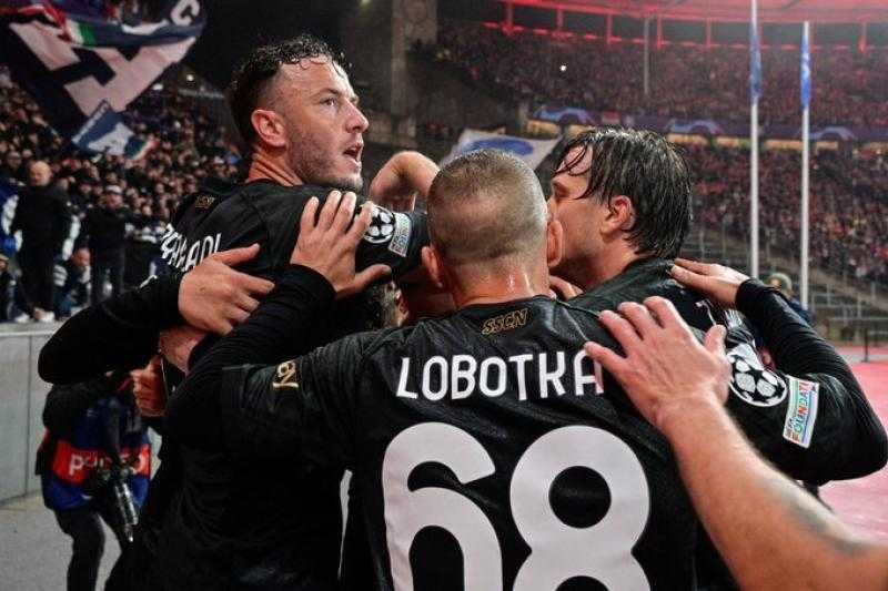 تعادل مثير بين نابولي وميلان في الدوري الإيطالي