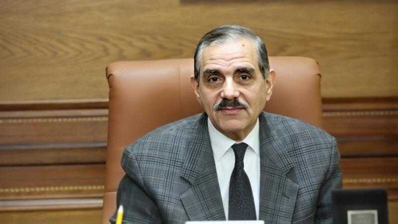 محافظ كفرالشيخ يكلف أجهزة المدن والجهات الرقابية بمتابعة تطبيق المواعيد الشتوية لفتح وغلق المحلات