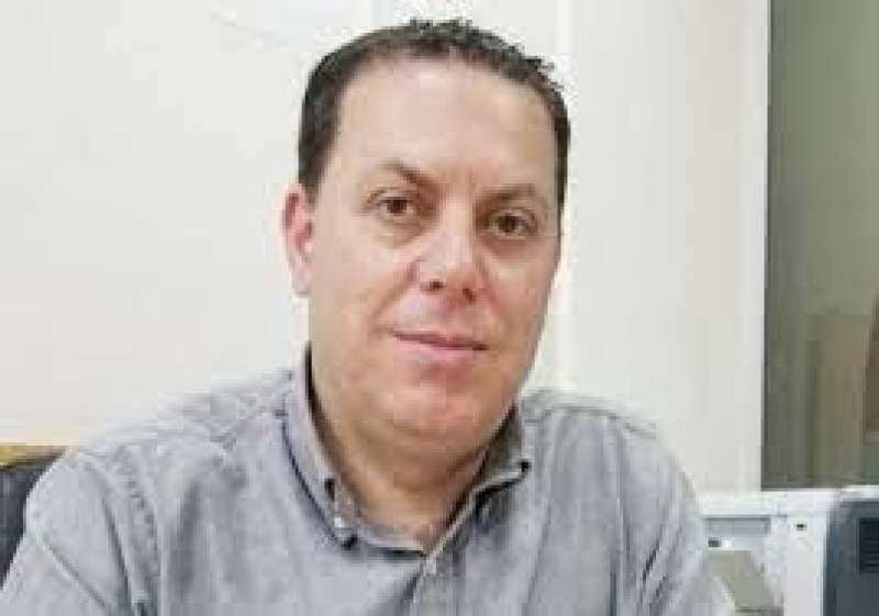 خط أحمر