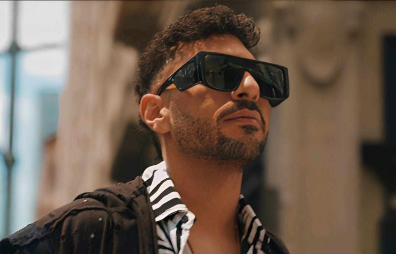 خط أحمر