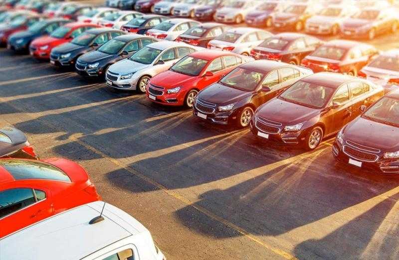إعادة العمل بمبادرة استيراد السيارات للمصريين بالخارج.. طريقة وكيفية التسجيل