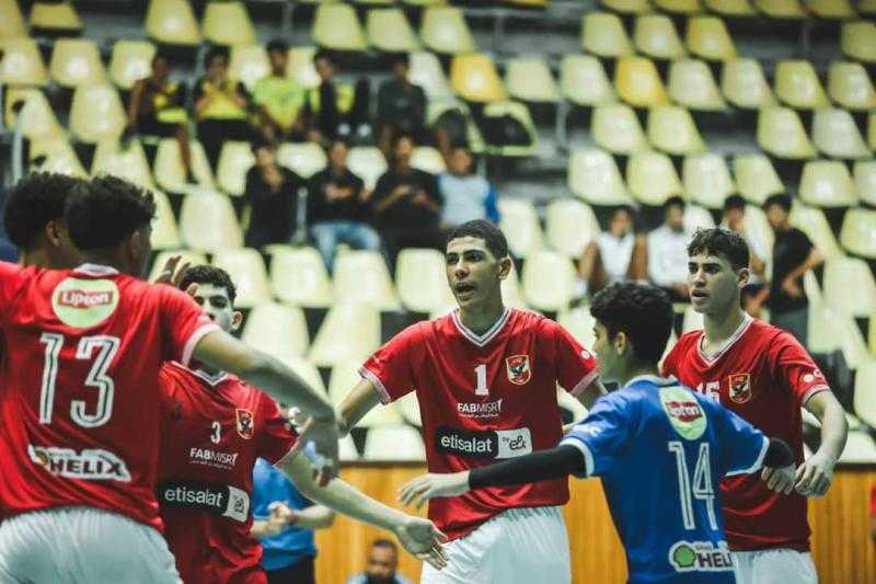 بالصور .. شباب الأهلي 15 سنة يتوجون ببطولة طائرة القاهرة