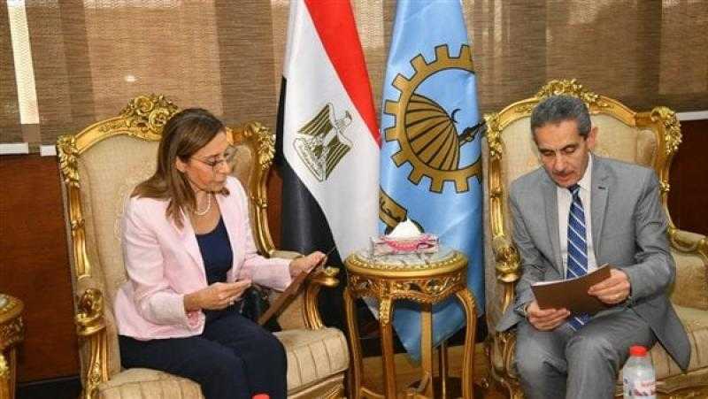 محافظ الغربية يبحث مع وزيرة الثقافة سبل التعاون في تنفيذ مشروعات إبداعية