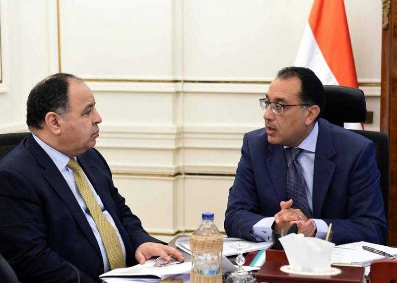 رئيس الوزراء يتابع مؤشرات الإيرادات العامة للدولة والإجراءات المُتخذة لضمان استمرار الانضباط المالي