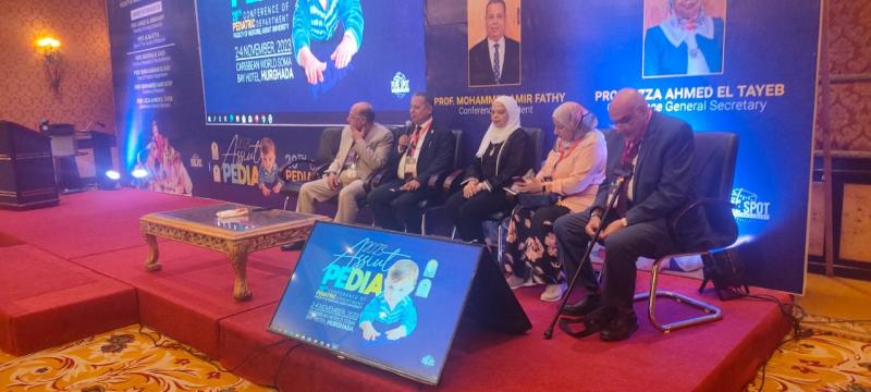 جامعة أسيوط تختتم فعاليات المؤتمر العلمي الـ20 لطب الأطفال| صور
