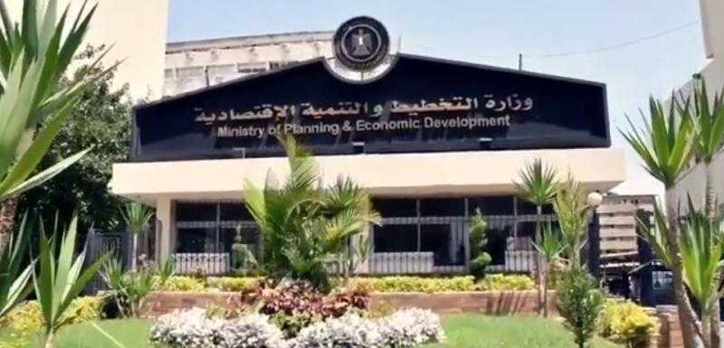 «التخطيط» تستهدف التوسع في البورصات السلعية لتوفير المنتجات بأسعار مناسبة