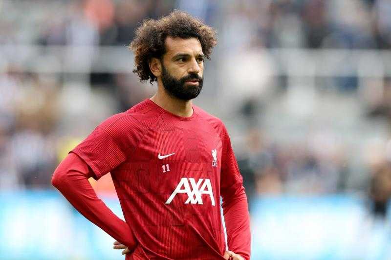 محمد صلاح يقود هجوم ليفربول أمام لوتون تاون