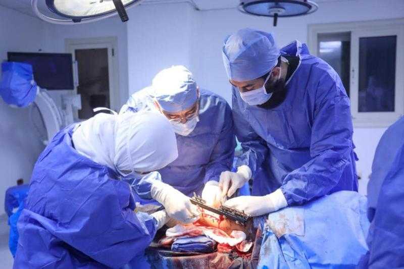الصحة: استقبال مجموعة جديدة من الأشقاء الفلسطينيين المصابين في أحداث غزة