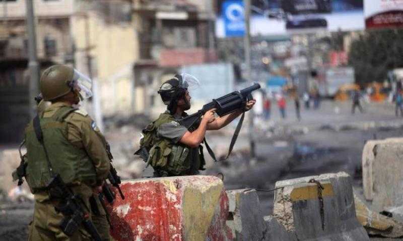 إصابة 6 فلسطينيين برصاص الاحتلال الإسرائيلي في مُخيم ”طولكرم”