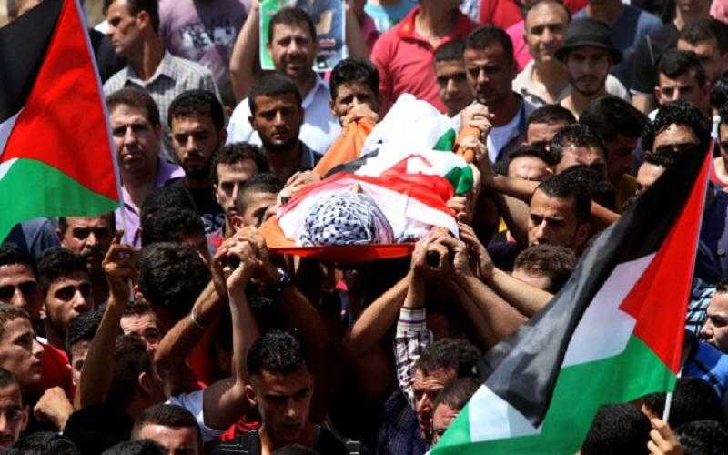 استشهاد شاب فلسطيني وإصابة اثنين آخرين برصاص الاحتلال الإسرائيلي في الخليل