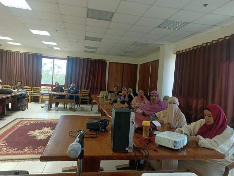 صحة البحر الأحمر تنظم دورة تدريبية للرائدات الريفيات