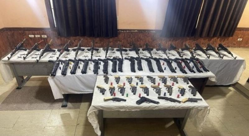 ضبط 53 قطعة سلاح ناري وتنفيذ 268 حكمًا قضائيًا بحملة أمنية بأسيوط