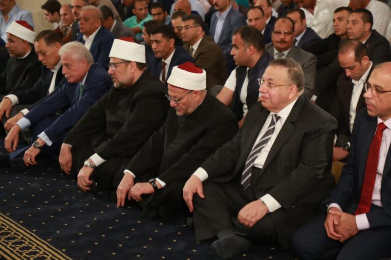 نقيب الأشراف: إعمار دور العبادة أحد أعمدة بناء الجمهورية الجديدة