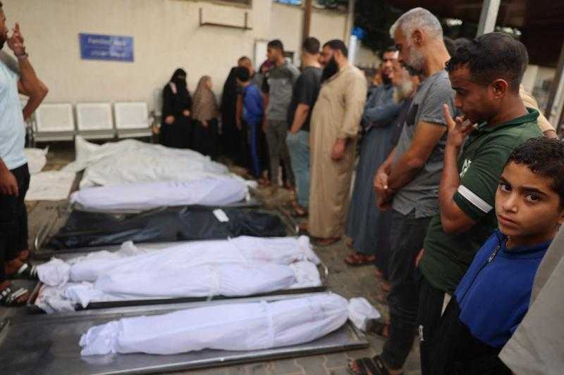 شهيد كل 10 عشر دقائق.. الصحة العالمية: 70% من ضحايا غزة نساء وأطفال
