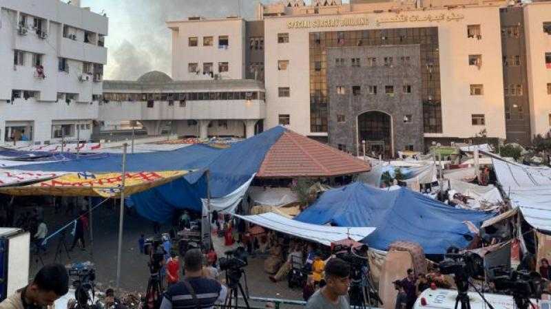 منظمة الصحة العالمية تفقد الاتصال بمستشفى الشفاء في غزة إثر تعرضه لهجمات