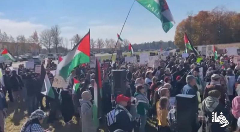 مئات المتظاهرين يحتشدون أمام منزل بايدن ويتهمونه بـ«التواطؤ في إبادة جماعية».. فيديو