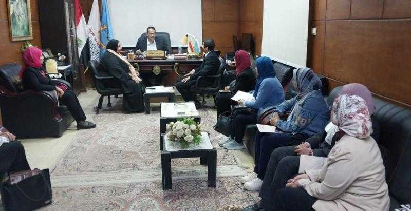 تسليم الدفعة الأولى من مديري مدارس المبادرة الرئاسية خطابات التسكين على المدارس بالغربية