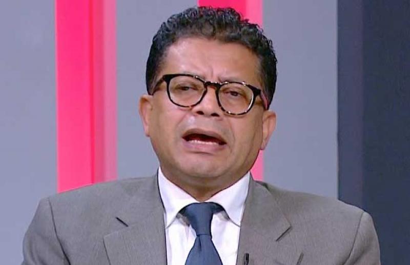 خط أحمر