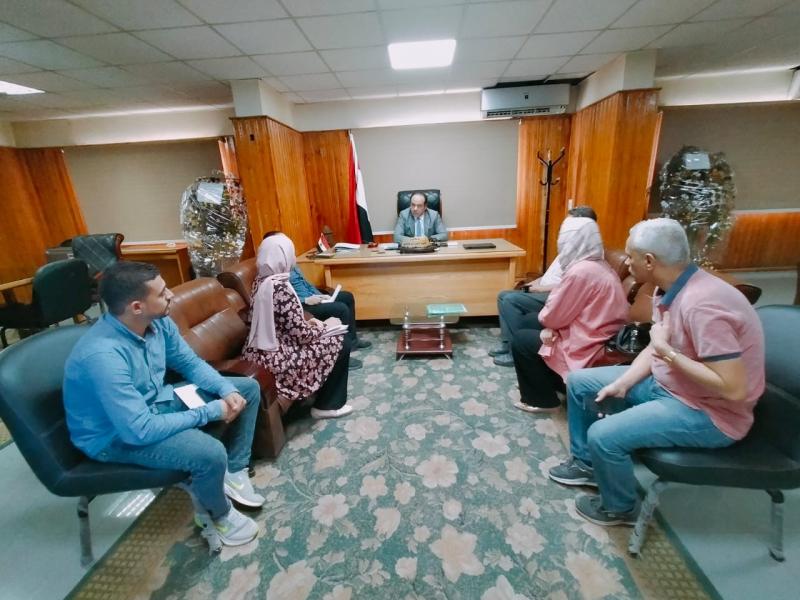 وكيل صحة سوهاج يناقش خطة عمل إدارة بنوك الدم الفترة المقبلة | صور