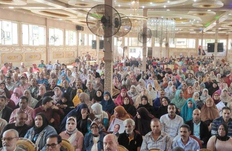 خلال موتمر جماهيري.. رئيس نقابة الغزل والنسيج: ندعم ونؤيد الرئيس السيسي ونثق فى قراراته| صور