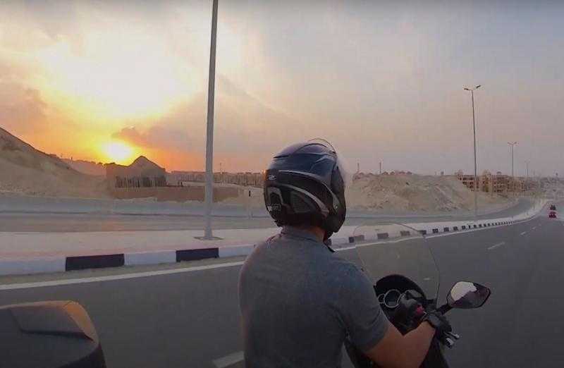 ضبط 586 مخالفة لقائدي الدراجات النارية لعدم ارتداء الخوذة