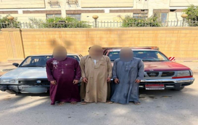 خط أحمر