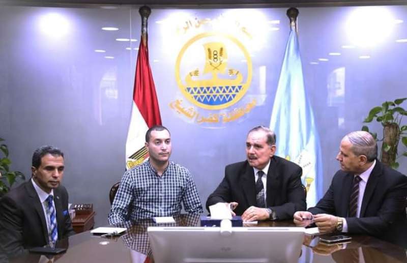 خط أحمر