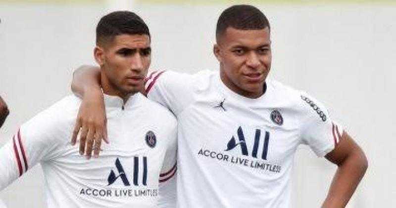 حكيمي: مبابي ساعدني كثيرا في بدايتي مع باريس