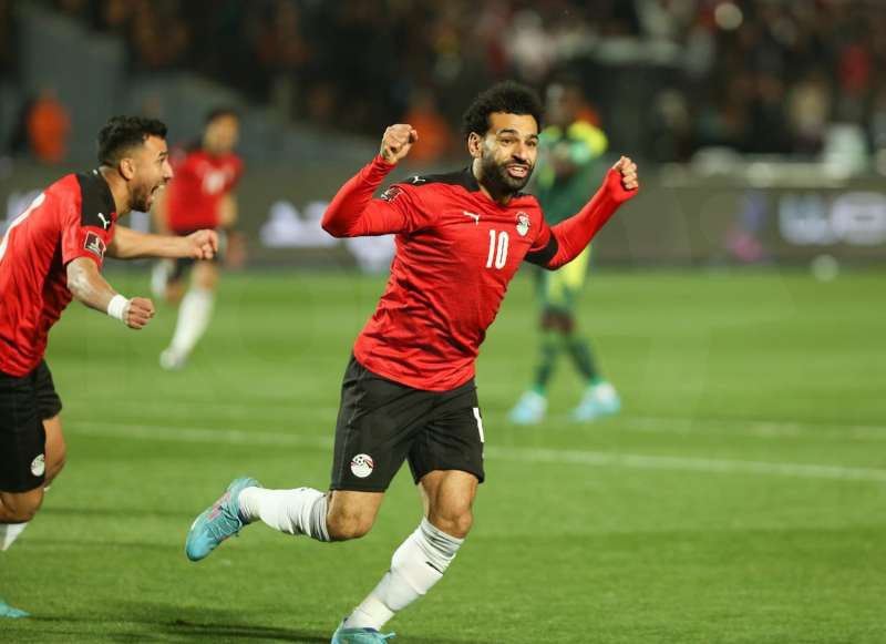 خط أحمر