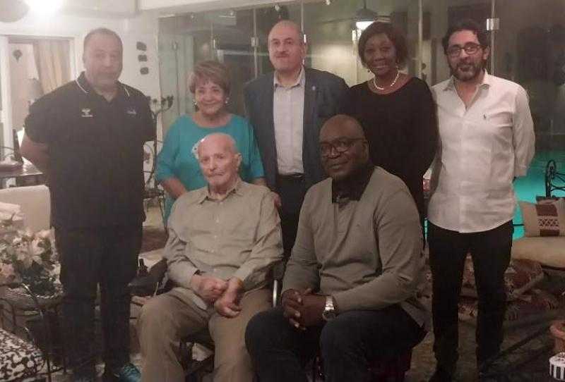 ”الأفريقي لكرة اليد” يُكرم المصري نبيل سالم أحد مؤسسي الاتحاد