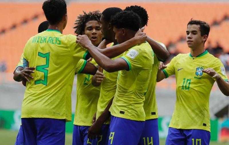 البرازيل تفوز على إنجلترا وإيران تصعد لدور الستة عشر بمونديال الناشئين