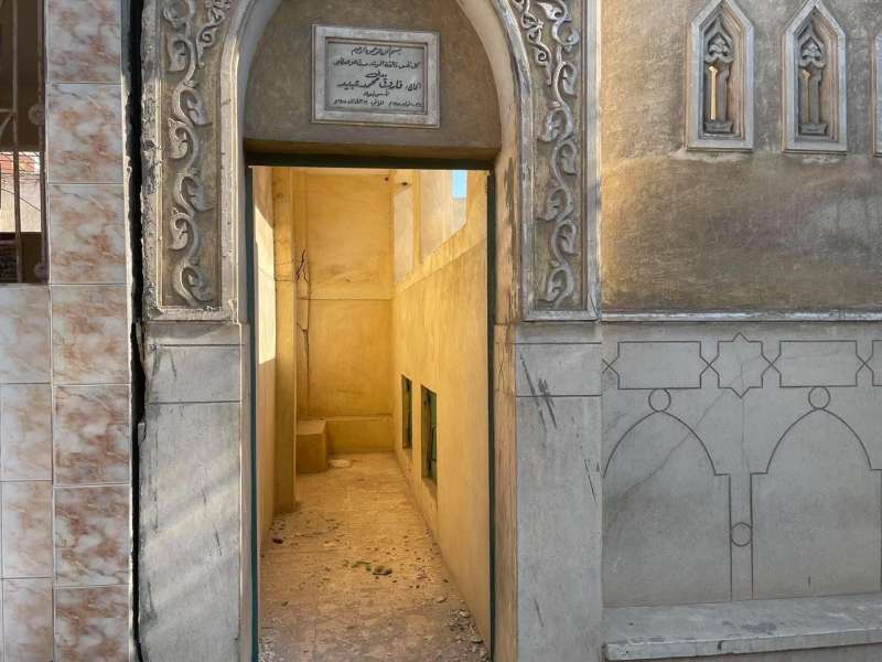 خط أحمر